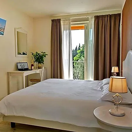 فندق مبيت وإفطار Relais Colle San Giorgio باردولينو