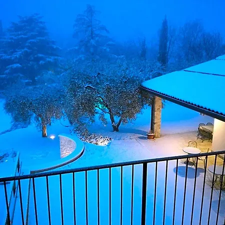 فندق مبيت وإفطار Relais Colle San Giorgio باردولينو